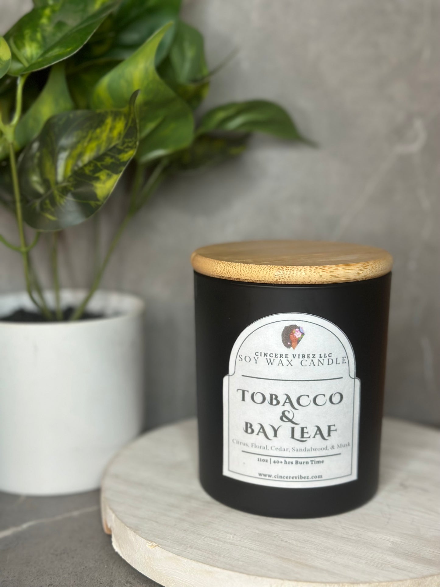 Tobacco & Bay Leaf: Soy Candle